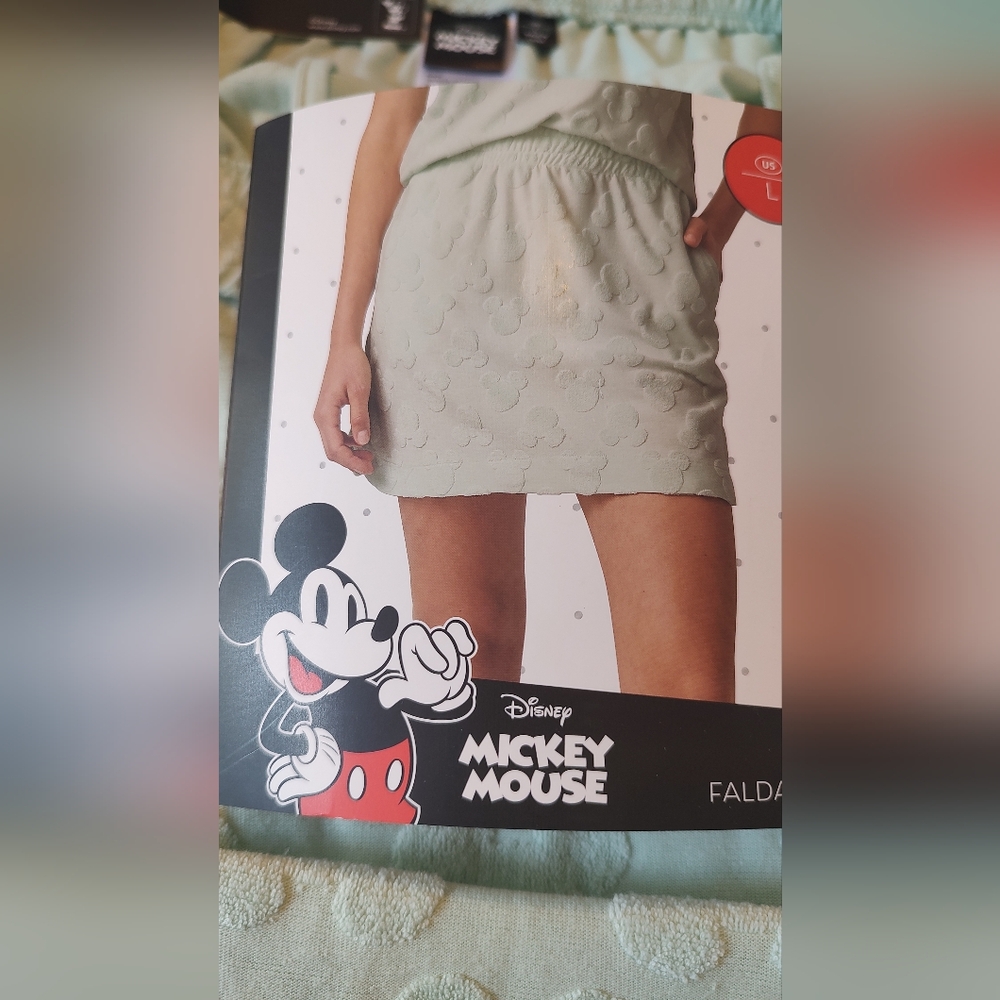 Disney Mickey Mouse Women's Size L (12-14) Skirt Light Green